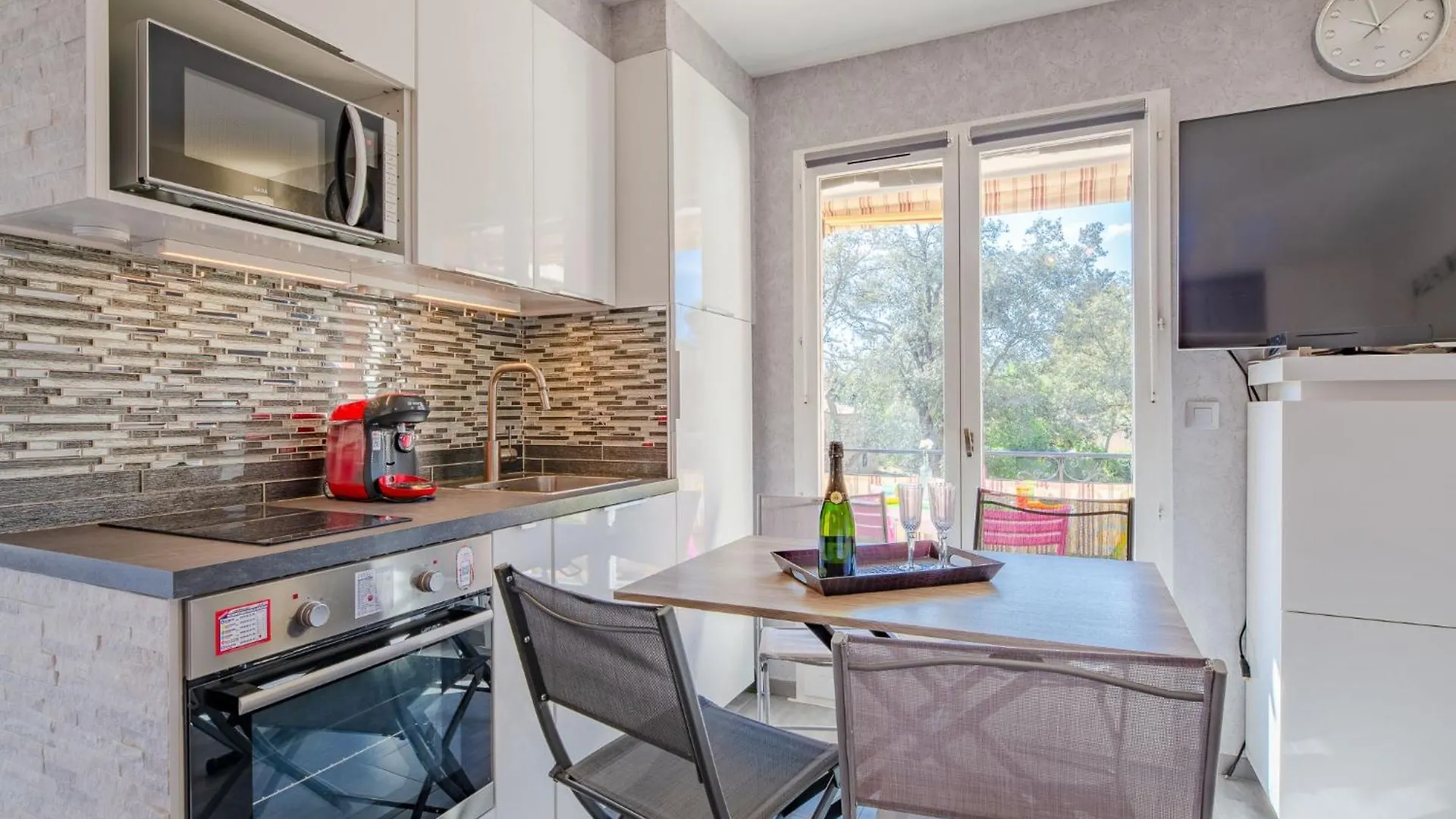 Apartment La Nuit De Mai-6 By Interhome Saint Aygulf