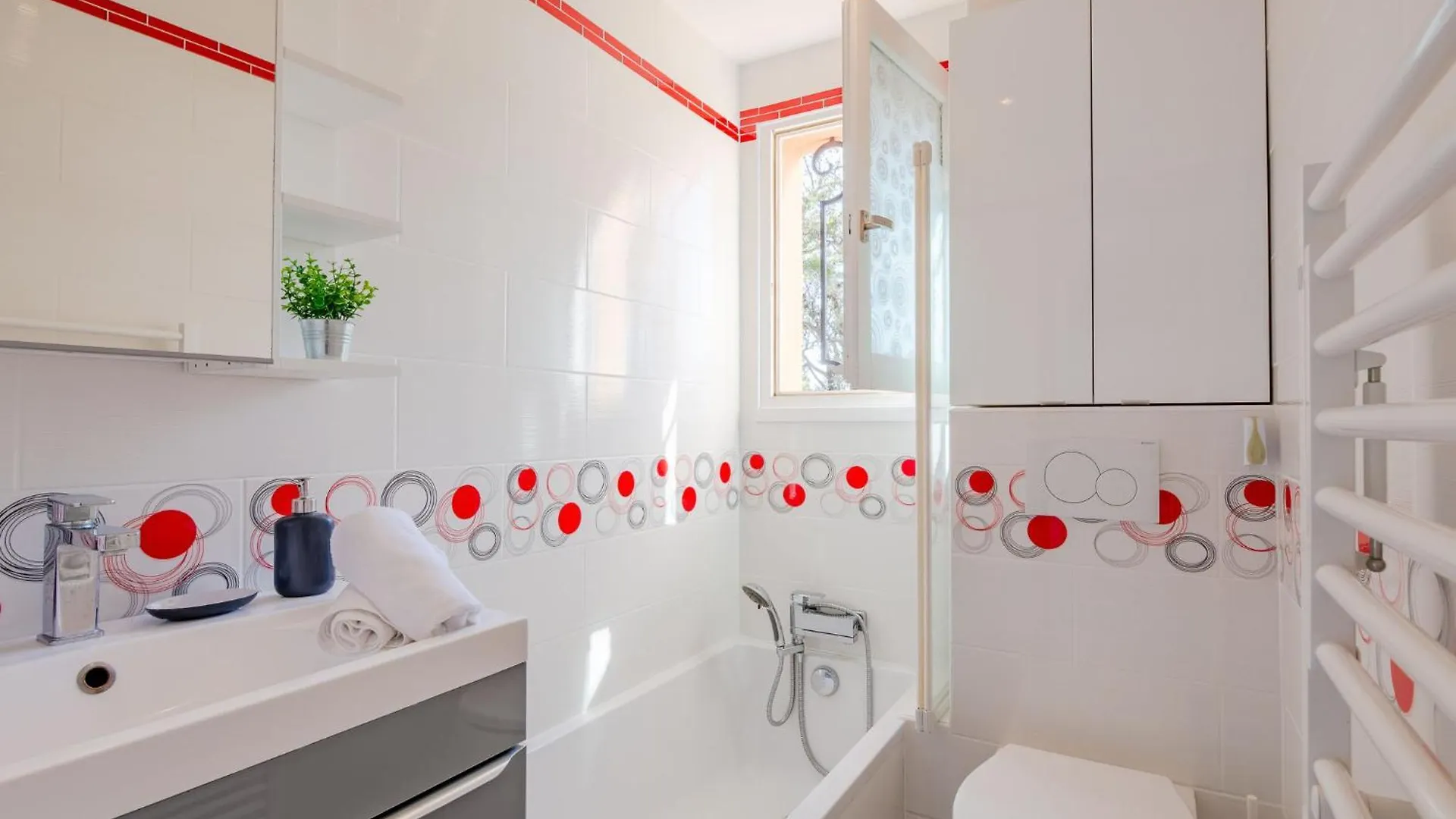 Apartment La Nuit De Mai-6 By Interhome Saint Aygulf France